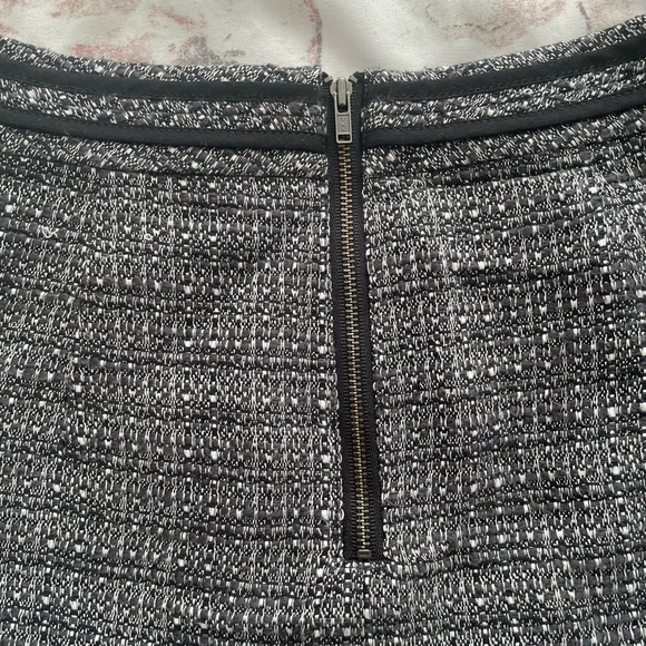 Madewell tweed textured A-line gray black lined ruffle mini skirt, size 0 summer - Picture 8 of 11